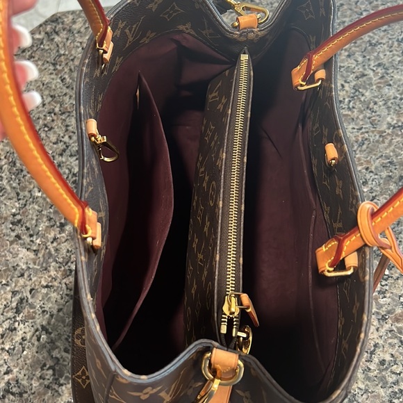 Louis Vuitton handbag - Picture 5 of 10
